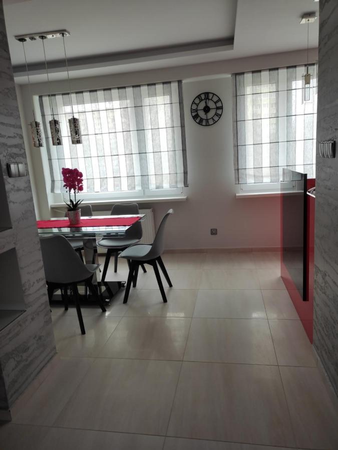 Apartament Red Ольштин Екстер'єр фото