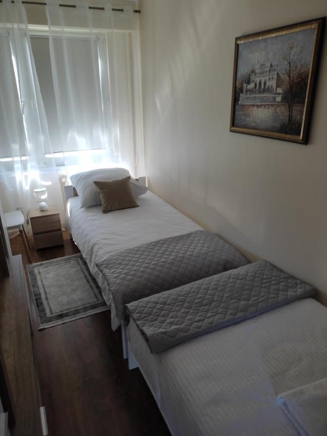 Apartament Red Ольштин Екстер'єр фото